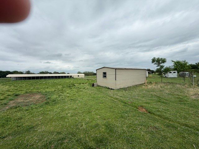 4913 N Fm 1752, Savoy, TX 75479