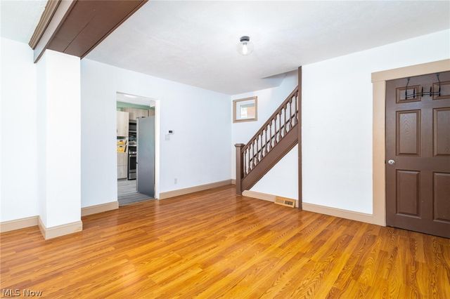 942 Virginia Avenue, Follansbee, WV 26037