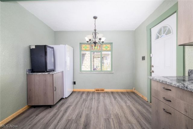 942 Virginia Avenue, Follansbee, WV 26037