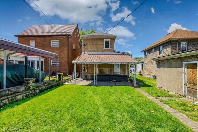 942 Virginia Avenue, Follansbee, WV 26037