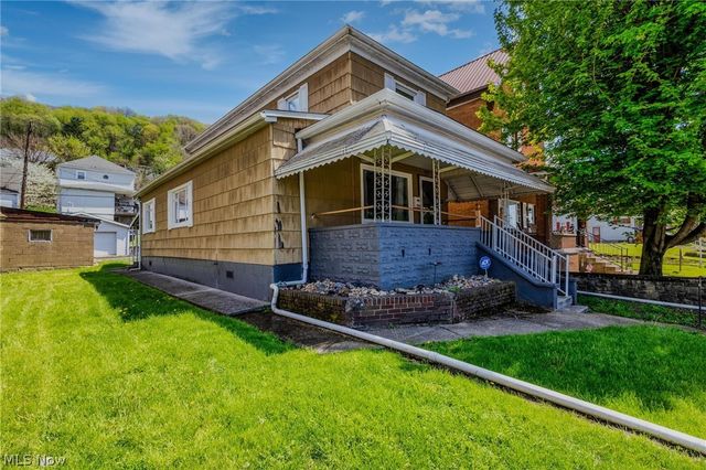 942 Virginia Avenue, Follansbee, WV 26037
