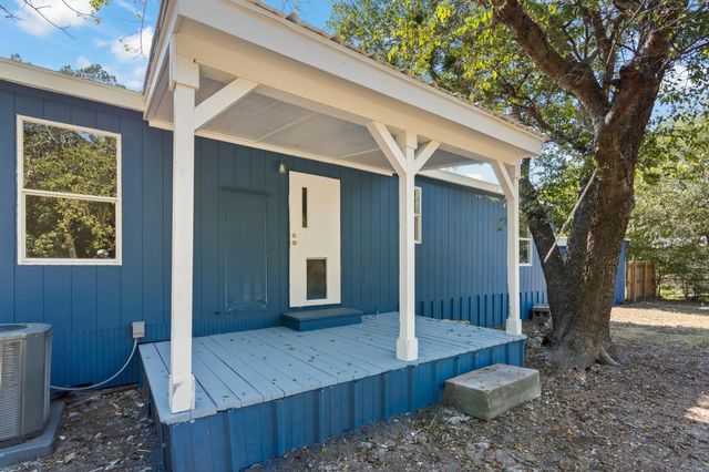 113 N 5th Street, Godley, TX 76044
