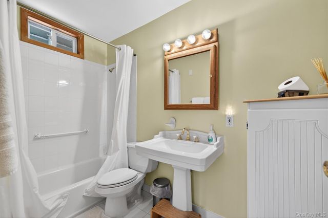 7 Indian Lake Road, Ferndale, NY 12734