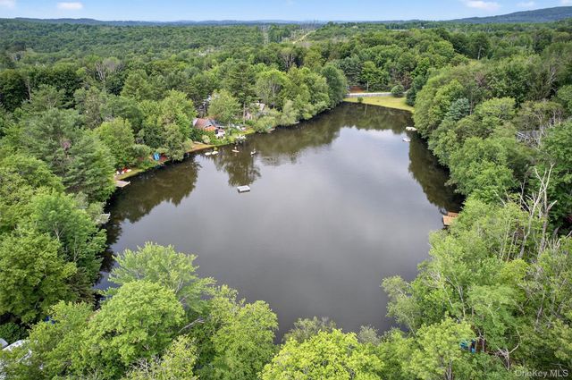 7 Indian Lake Road, Ferndale, NY 12734