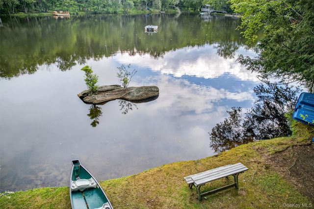 7 Indian Lake Road, Ferndale, NY 12734