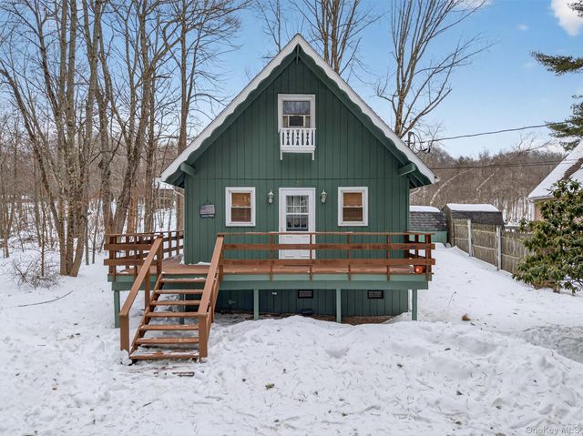 7 Indian Lake Road, Ferndale, NY 12734