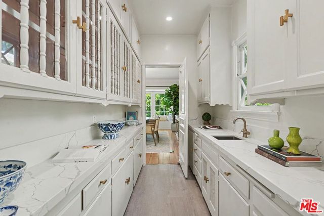 336 Loring Avenue, Los Angeles, CA 90024