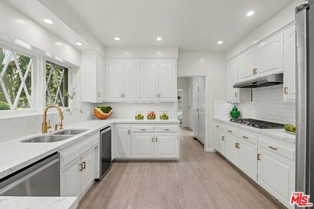 336 Loring Avenue, Los Angeles, CA 90024