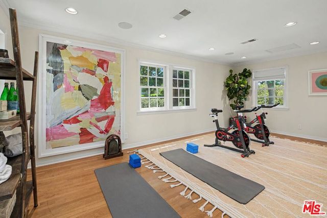 336 Loring Avenue, Los Angeles, CA 90024