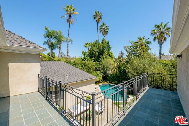 336 Loring Avenue, Los Angeles, CA 90024