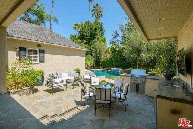 336 Loring Avenue, Los Angeles, CA 90024