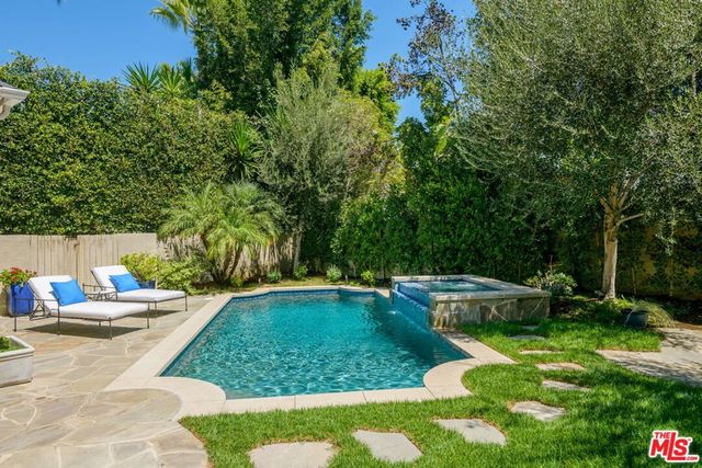 336 Loring Avenue, Los Angeles, CA 90024