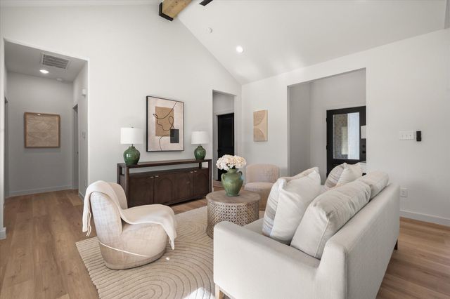 1813 Harvest Avenue, Wolfforth, TX 79382