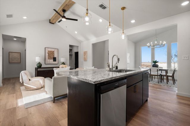 1813 Harvest Avenue, Wolfforth, TX 79382