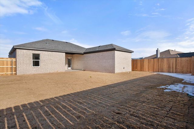 1813 Harvest Avenue, Wolfforth, TX 79382