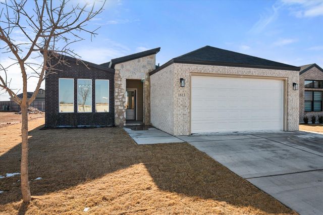 1813 Harvest Avenue, Wolfforth, TX 79382