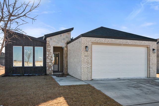 1813 Harvest Avenue, Wolfforth, TX 79382