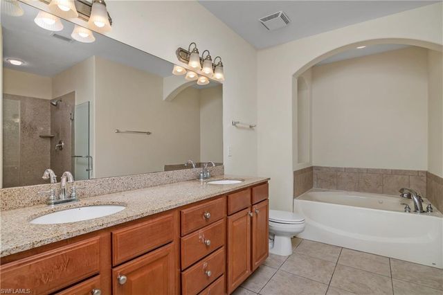 1284 Verde DR # 2, Naples, FL 34105