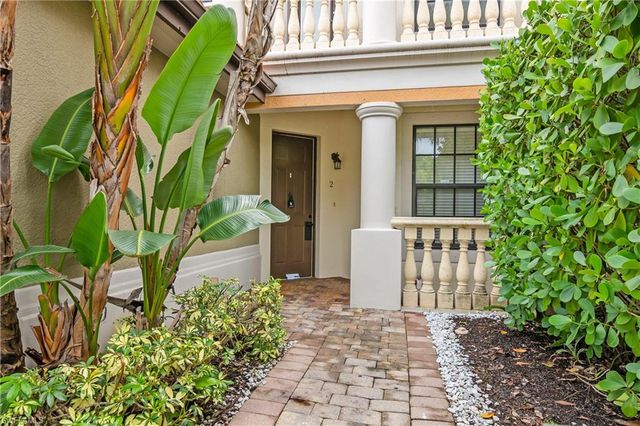 1284 Verde DR # 2, Naples, FL 34105