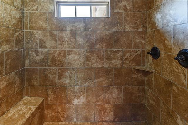 10011 NE 102nd Terrace, Kansas City, MO 64157