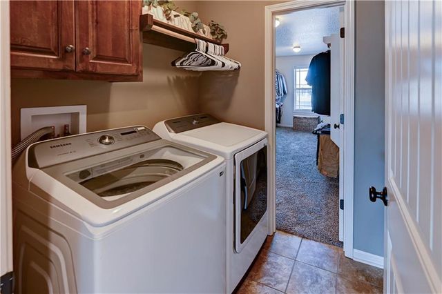 10011 NE 102nd Terrace, Kansas City, MO 64157