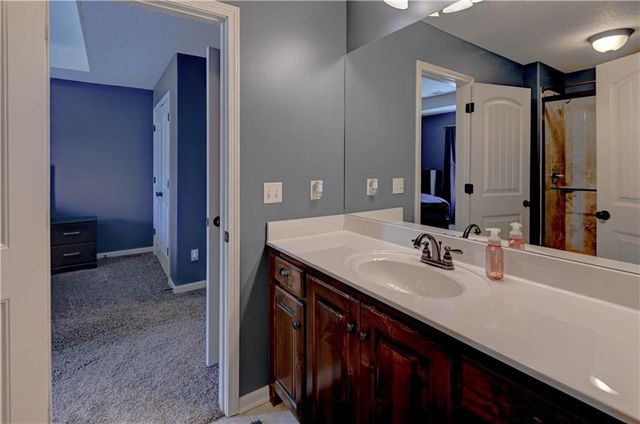 10011 NE 102nd Terrace, Kansas City, MO 64157