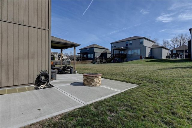 10011 NE 102nd Terrace, Kansas City, MO 64157