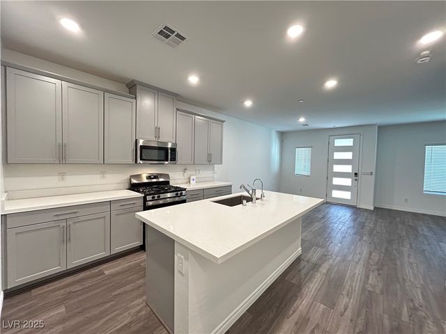 600 North Carriage Hill Drive 1070, Las Vegas, NV 89138