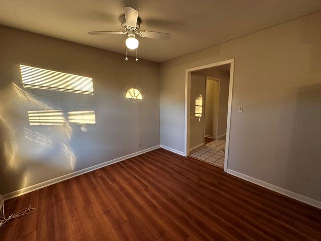 2104 WORDSWORTH DR B, Austin, TX 78704