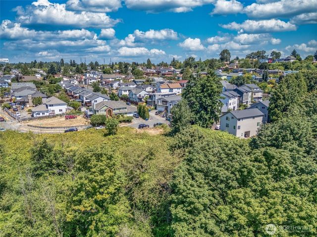 2009 S Raymond Street, Seattle, WA 98108