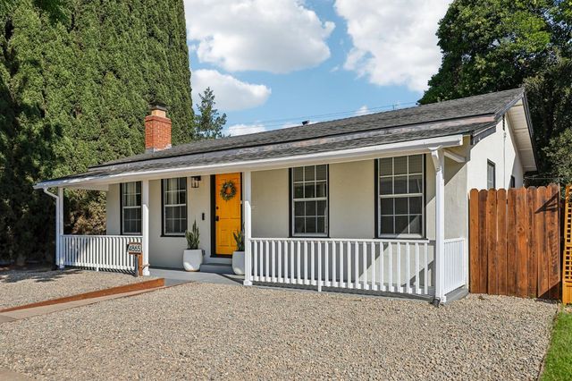 4865 V St, Sacramento, CA 95817