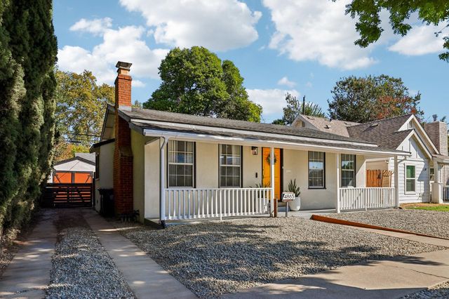 4865 V St, Sacramento, CA 95817