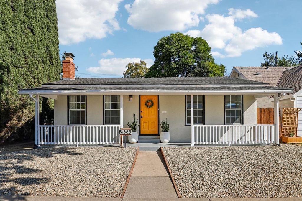4865 V St, Sacramento, CA 95817