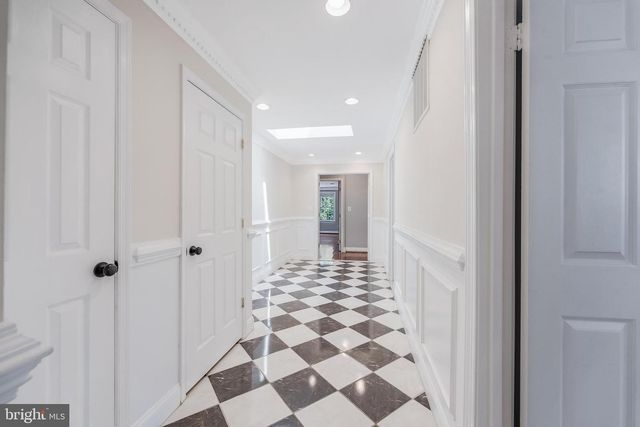 10520 HUNTING CREST LN, Vienna, VA 22182