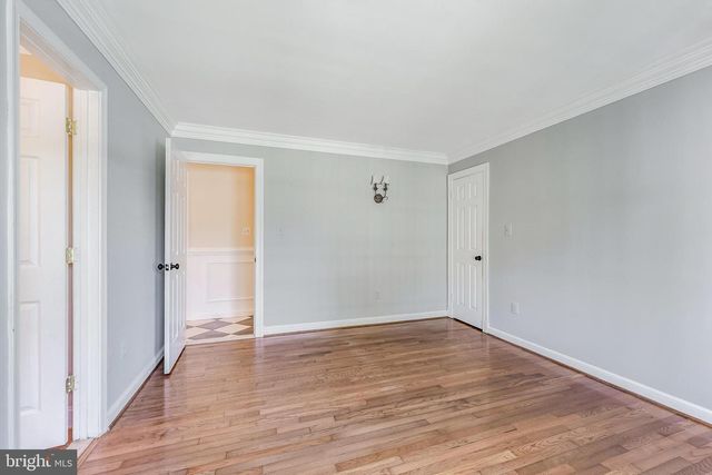 10520 HUNTING CREST LN, Vienna, VA 22182