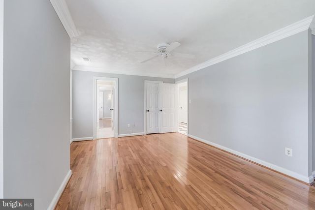 10520 HUNTING CREST LN, Vienna, VA 22182