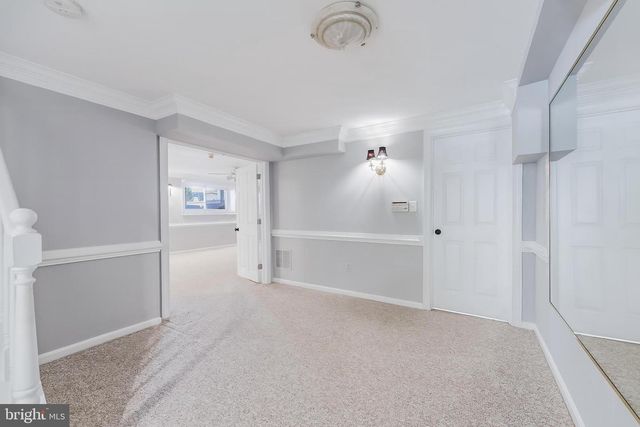 10520 HUNTING CREST LN, Vienna, VA 22182