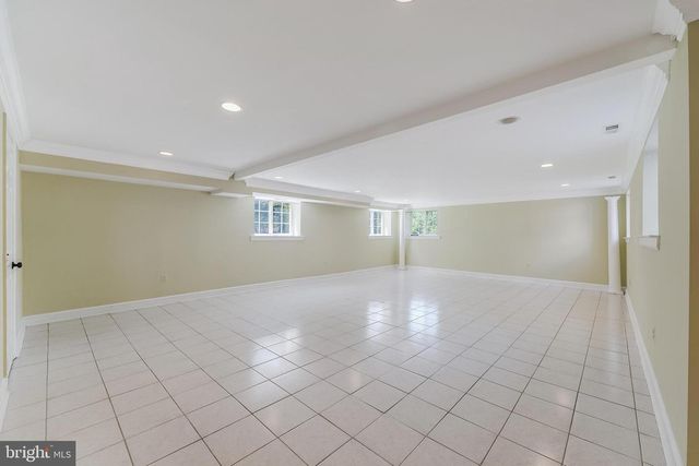 10520 HUNTING CREST LN, Vienna, VA 22182