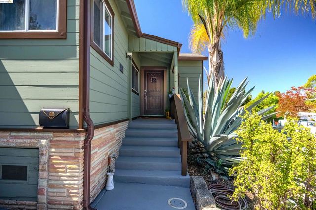 11 Fairview Ave, Vallejo, CA 94590