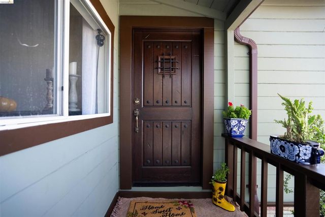11 Fairview Ave, Vallejo, CA 94590