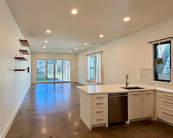 1515 Hether ST B, Austin, TX 78704