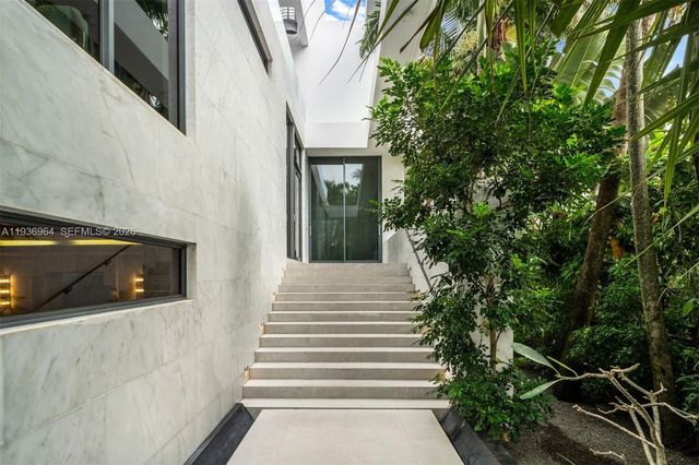 503 E Dilido Dr, Miami Beach, FL 33139