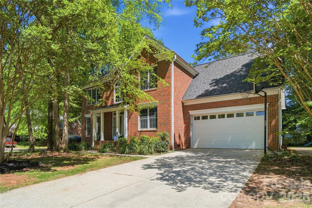 1818 Fox Hunt Court, Rock Hill, SC 29732