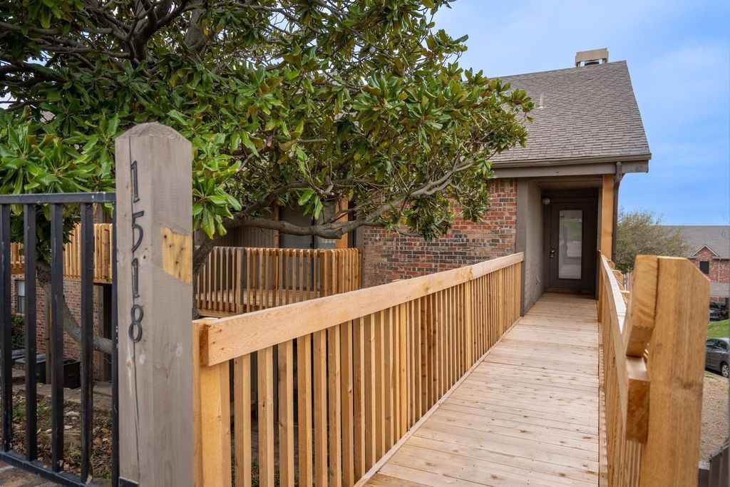1518 Signal Ridge Place, Rockwall, TX 75032