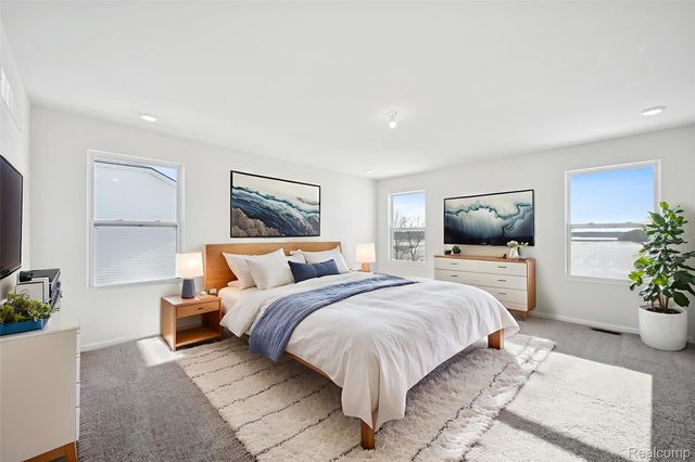 27139 Silo Drive, Saline, MI 48176