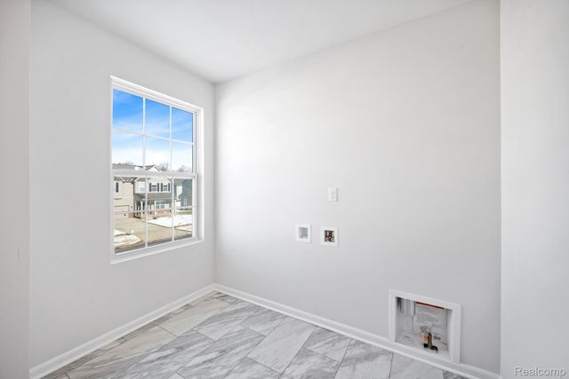 27139 Silo Drive, Saline, MI 48176