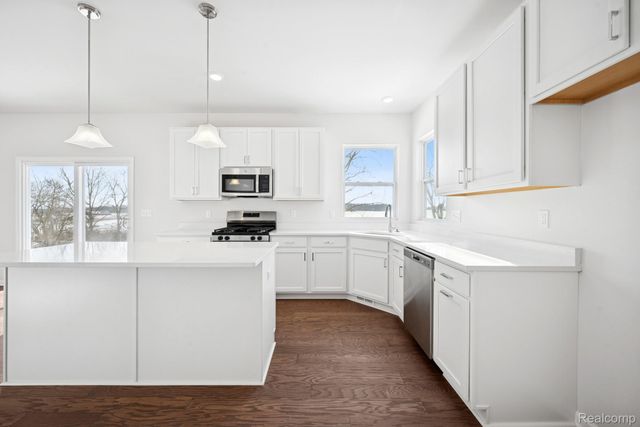 27139 Silo Drive, Saline, MI 48176