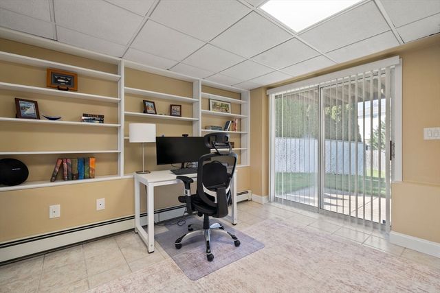 126 Hanscom Ave, Reading, MA 01867