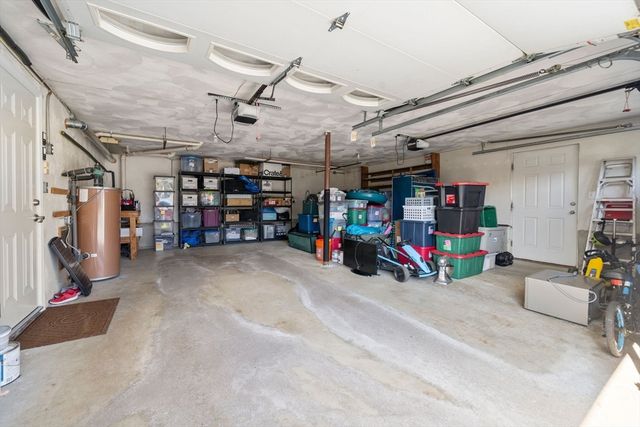 126 Hanscom Ave, Reading, MA 01867