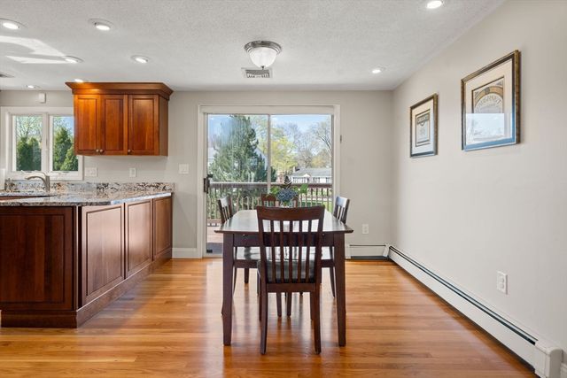126 Hanscom Ave, Reading, MA 01867